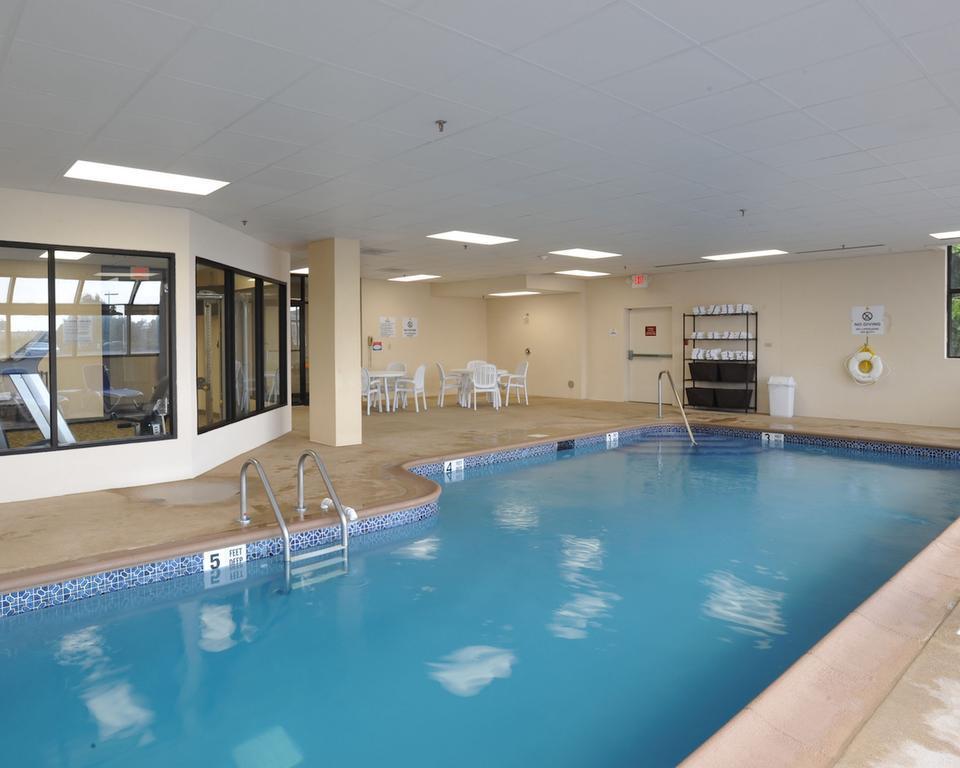 Comfort Inn & Suites Watertown - 1000 Islands Exteriér fotografie