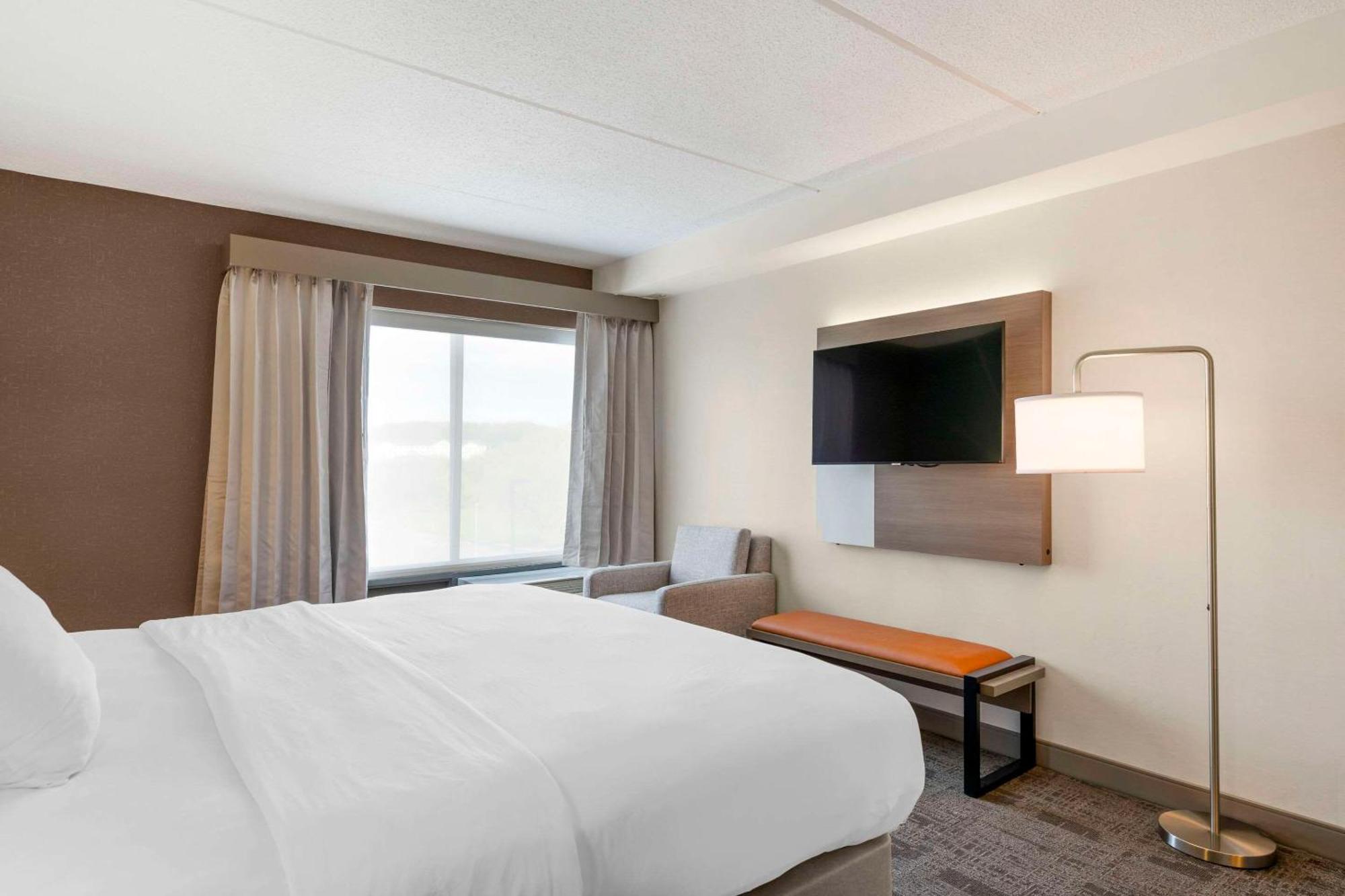 Comfort Inn & Suites Watertown - 1000 Islands Exteriér fotografie