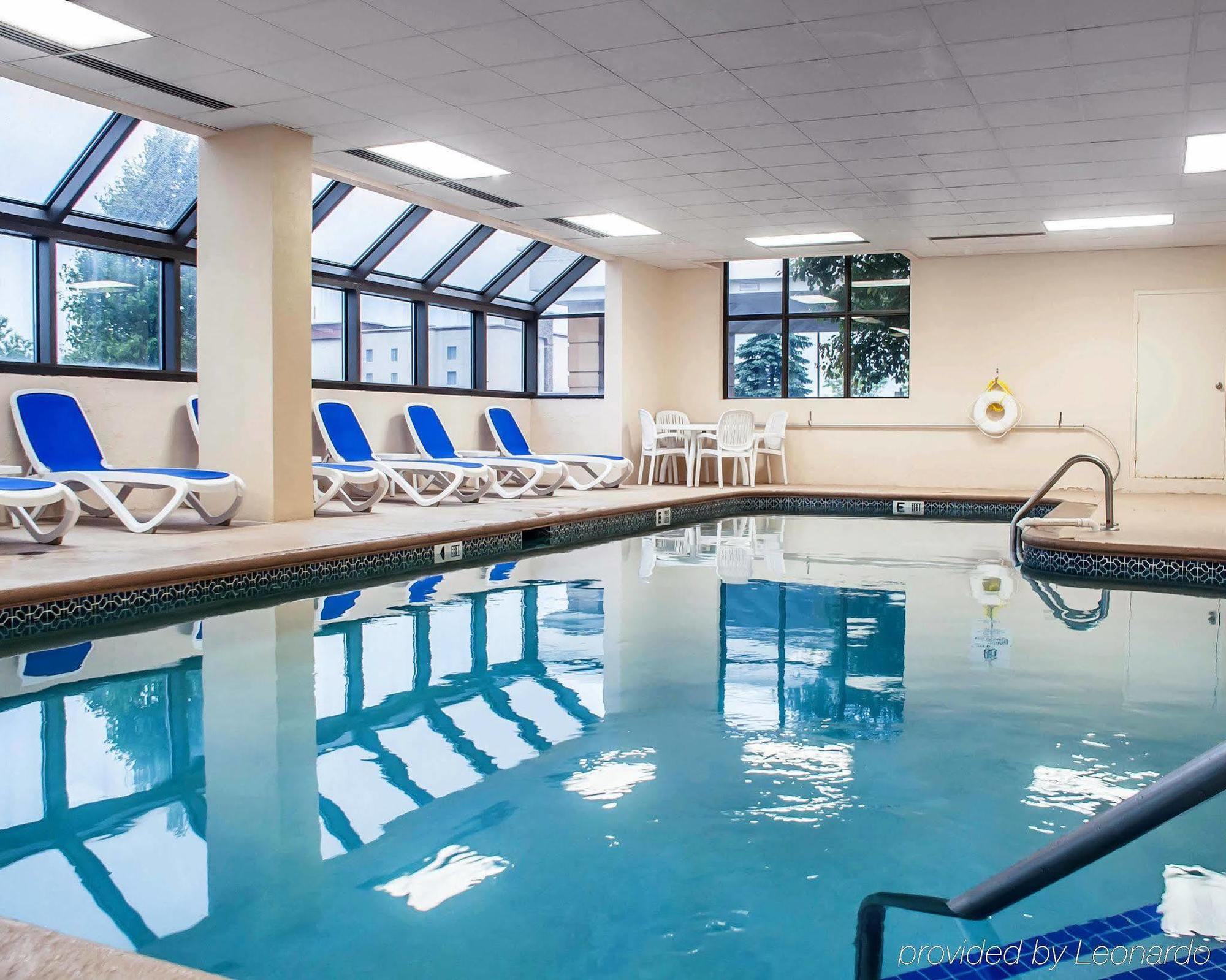 Comfort Inn & Suites Watertown - 1000 Islands Exteriér fotografie